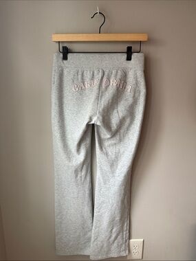 Hollister Feel Good California Graphic Bootcut Sweatpants Low Rise Gray Lounge